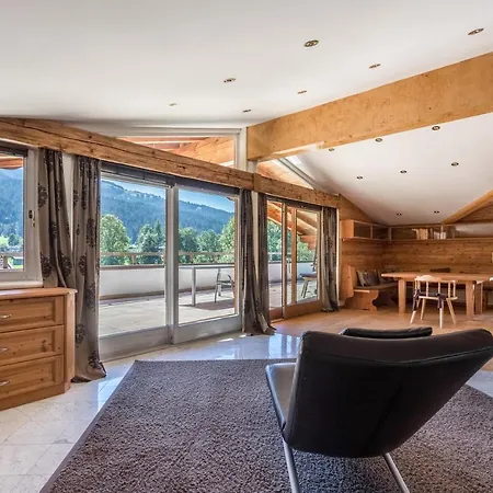 Golfpenthouse Apartment *
